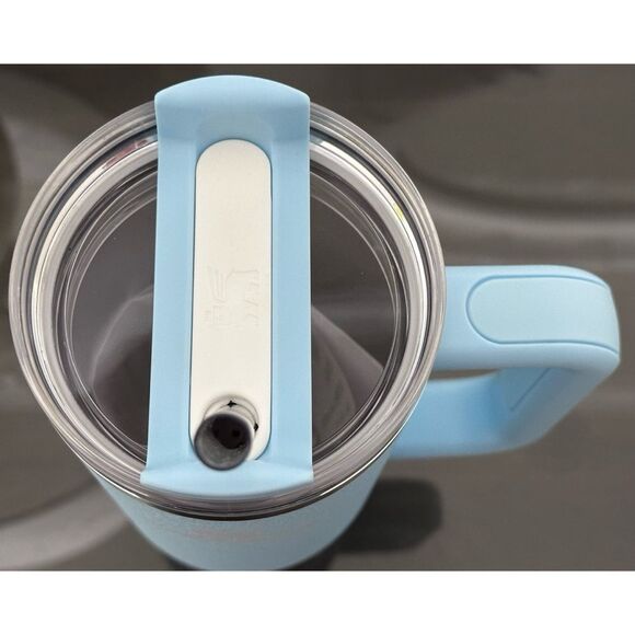 Stanley Quencher H2.0 FlowState 30oz Tumbler, POWDER BLUE CRUSH - Picture 3 of 4